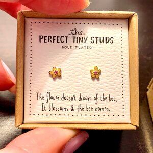 Tiny Flower Studs - Gold & Pink